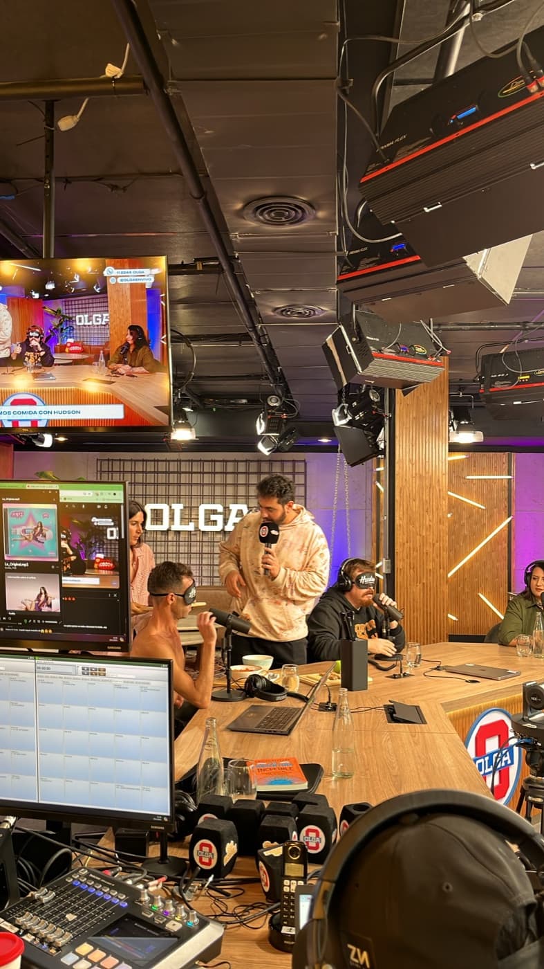 Más que pauta, experiencia — 3